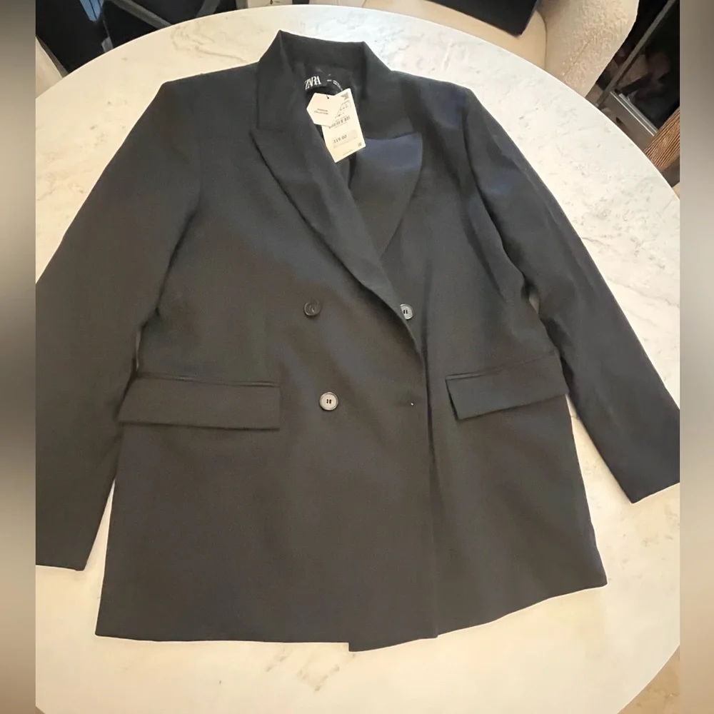 Zara Women's suit - Picture 6 of 10